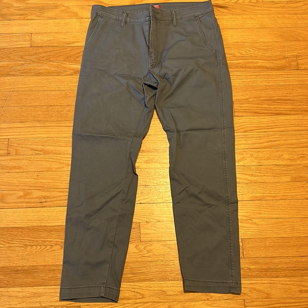 Men’s Levi’s XX Chino Standard Taper. Blue. Waist 33x30